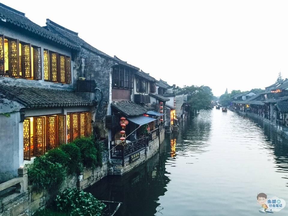 苹果6S的“信息”输入界面怎么变成这样了?